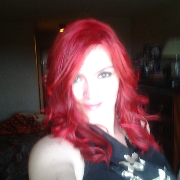 Meet your Posher, Mandie - Picture 6 of 15